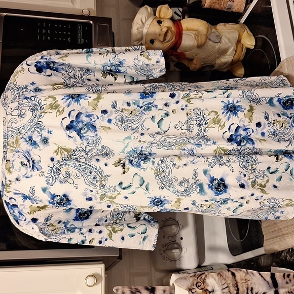 B womens Stem & Vine floral stretch short sleeve plus size top 2X - Picture 2 of 4